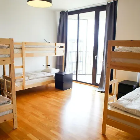Luxury By Refa Group Hostel *
