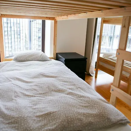 Luxury By Refa Group Hostel *