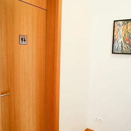 Luxury By Refa Group Hostel Praha
